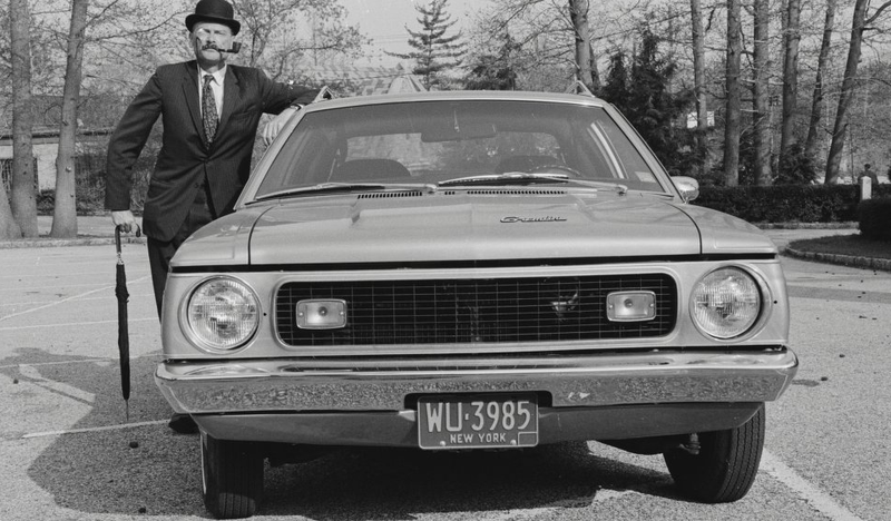 Illustration for article titled I Can't Stop Looking At These Awesome WTF AMC Gremlin Photos